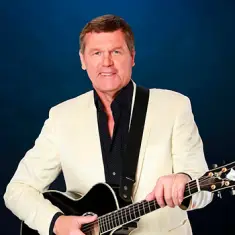 Александр Новиков — фото артиста