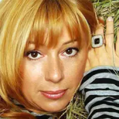 Алена Апина — фото артиста