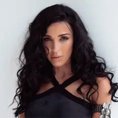 Фото артиста: B Jones