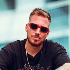 HUGEL — фото артиста