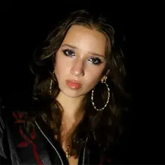 Фото артиста: Isabel LaRosa