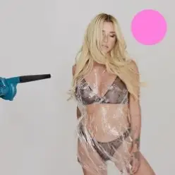 Kesha — YIPPEE-KI-YAY