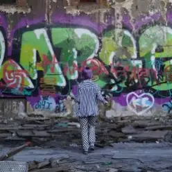 Эйприл — Заноза