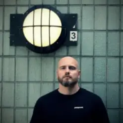 Emba & Lily Denning — Feel Alive