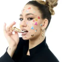 Уляна Шуба — Надя