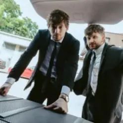 MOLODI — небезпечна