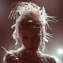 Miley Cyrus — Easy Lover