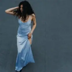 Michelle Andrade — Гравітація