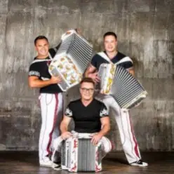 Баян Микс — Бора бора