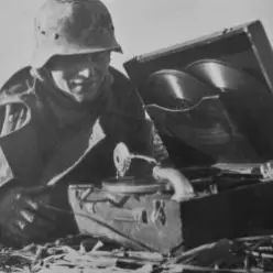 Смирнов Александр — Лили Марлен